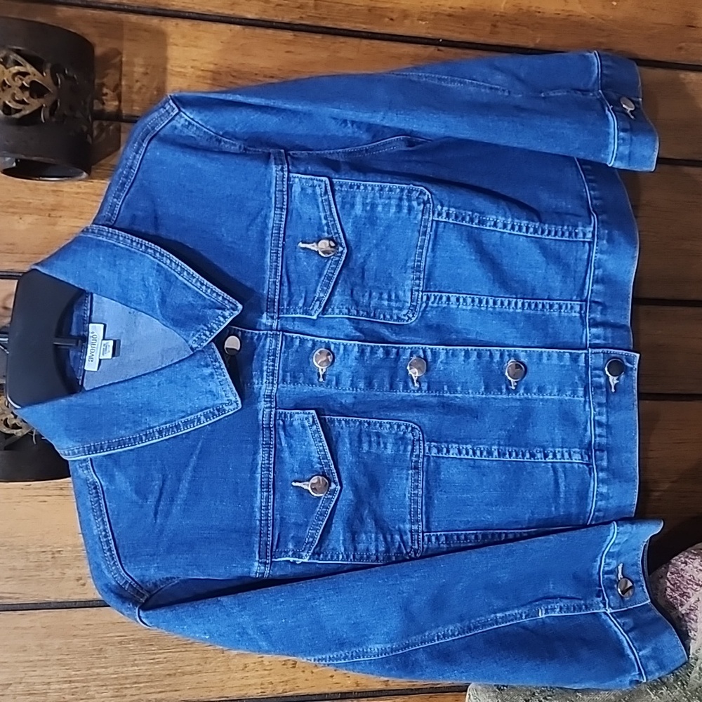 DENIM JACKET BY AVENUE SIZE 18 - Picture 5 of 8